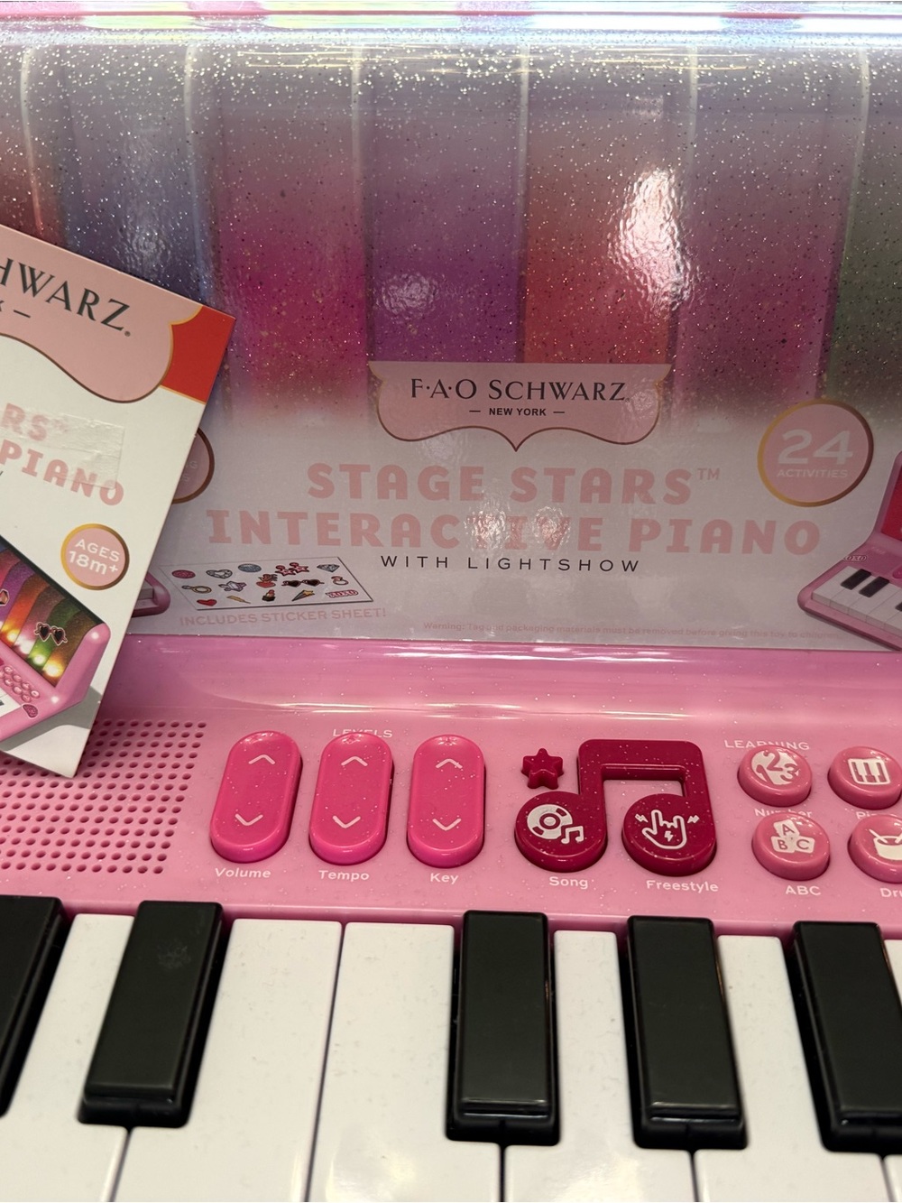 NWT~ FAO Schwarz Pink Kids Interactive Keyboard with Black & White Keys